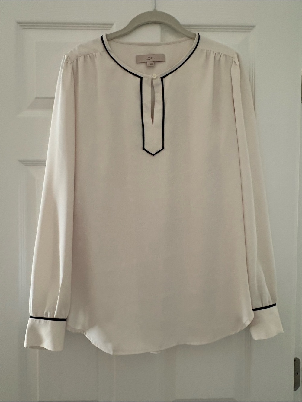 LOFT Cream Long-Sleeve Split-Neck Blouse with Black Trim